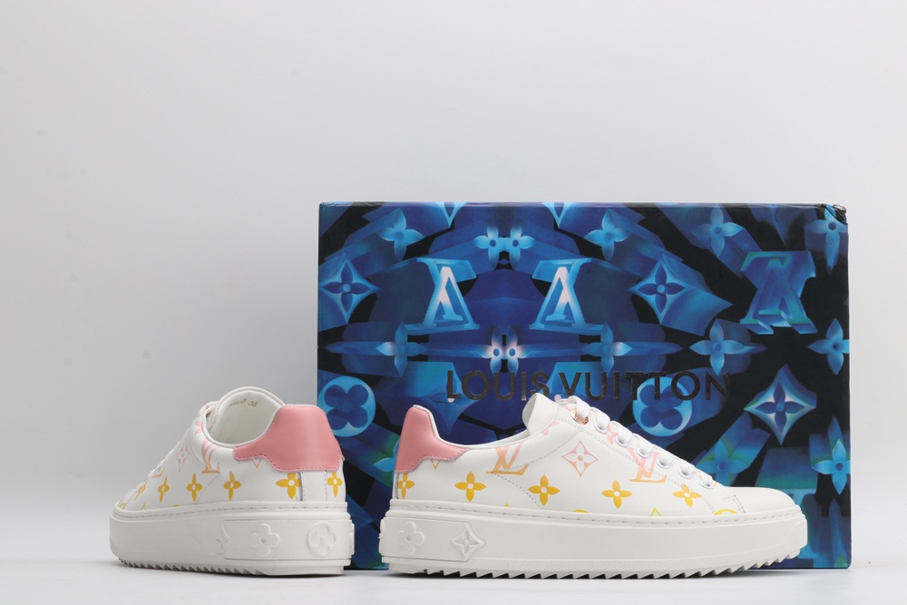 L*V SNEAKER
